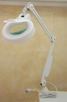 Lampada con lente a luce fredda